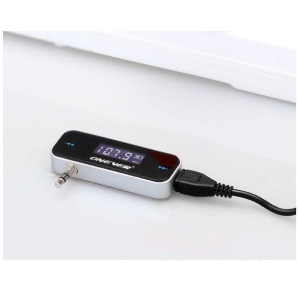 Mini AUX FM Moduliatorius 3.5mm MP3